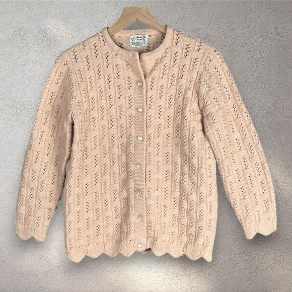 Vintage Sweater Bee Cardigan Women's M Casual Knit Granny Cottagecore Old Money - Picture 3 of 8